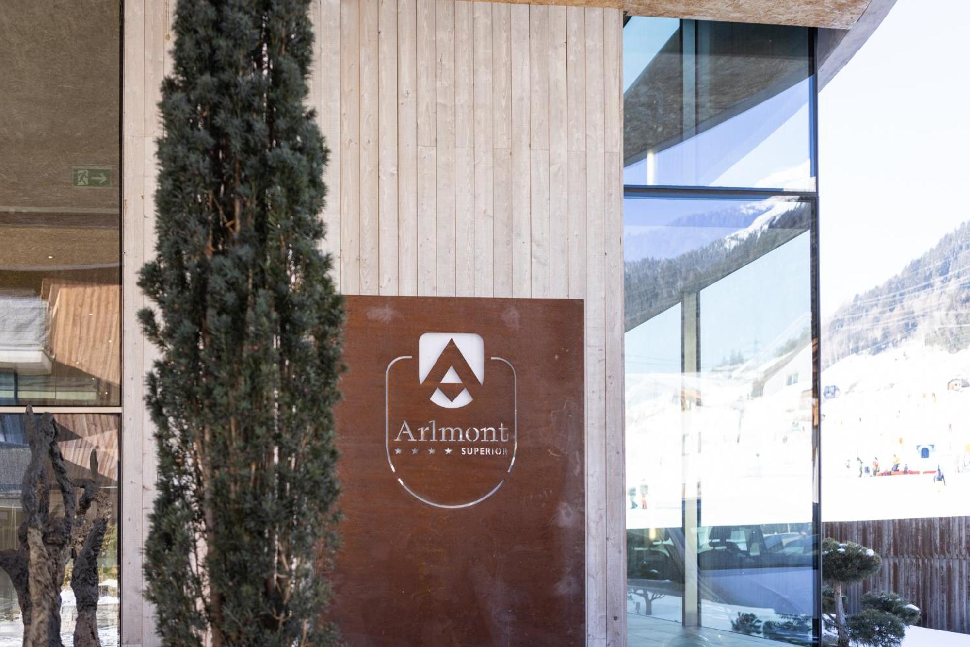Hotel Arlmont 4 Stern Superior Санкт Антон ам Арлберг Екстериор снимка